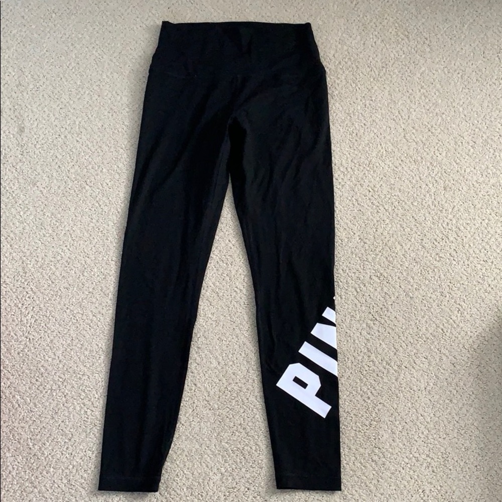 Black leggings